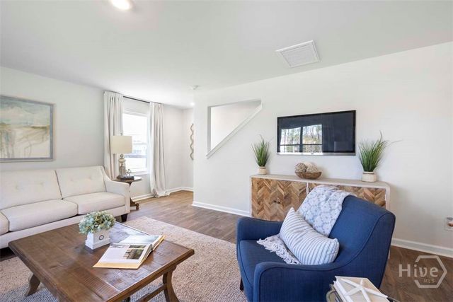 1077 Bergamot Road, Bloomingdale, GA 31302