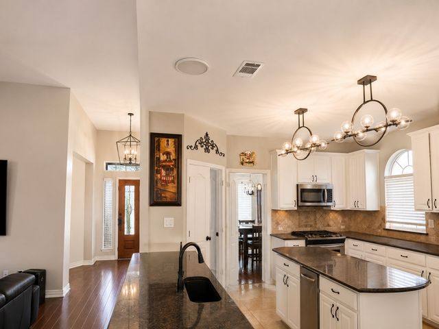 1001 Lochness Lane, Garland, TX 75044