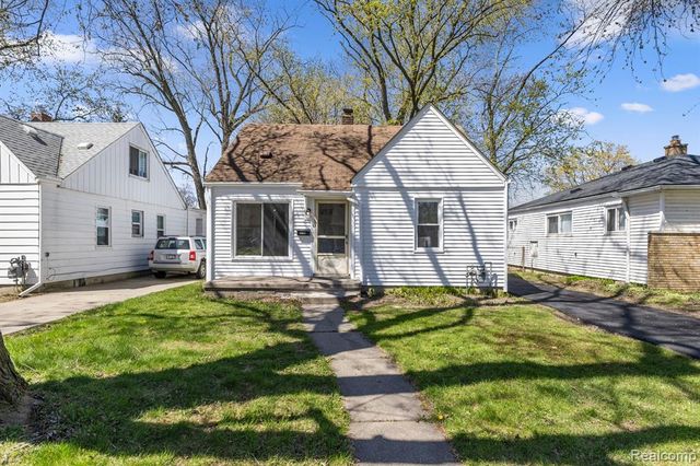 4924 Ziegler Street, Dearborn Heights, MI 48125