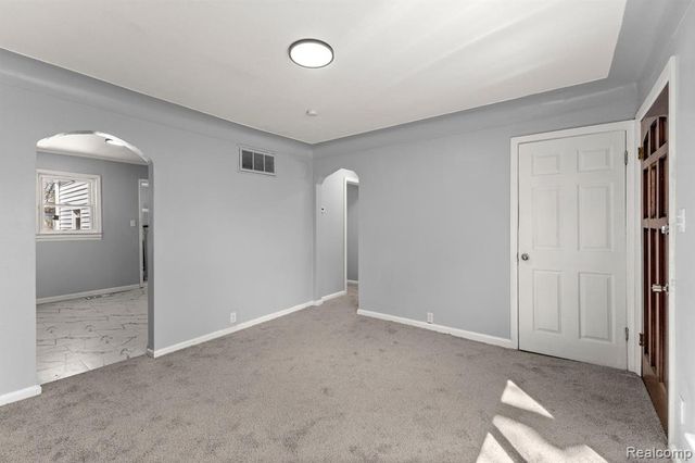 4924 Ziegler Street, Dearborn Heights, MI 48125