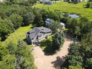 601 Kingsway Drive, Le Sueur, MN 56058