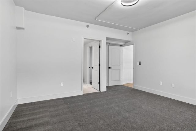 600 E Admiral Boulevard 403, Kansas City, MO 64106