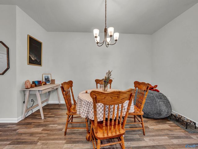 27111 Rabbit Run, Athens, AL 35613