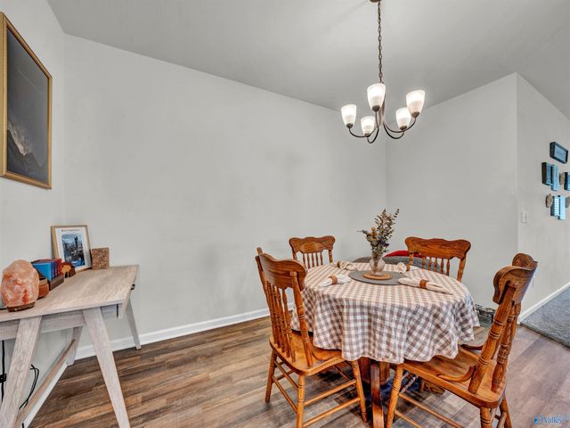 27111 Rabbit Run, Athens, AL 35613