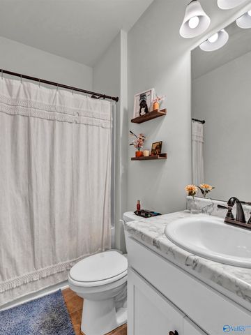 27111 Rabbit Run, Athens, AL 35613
