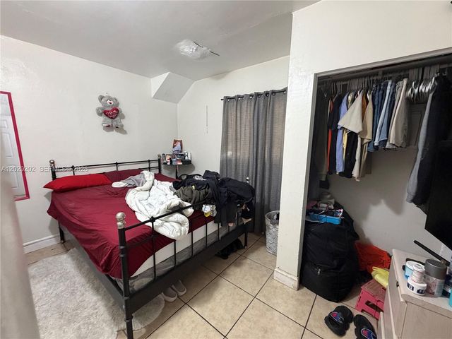 3245 NW 34th Street, Miami, FL 33142