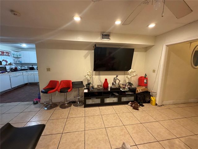 3245 NW 34th Street, Miami, FL 33142