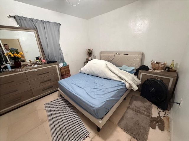 3245 NW 34th Street, Miami, FL 33142
