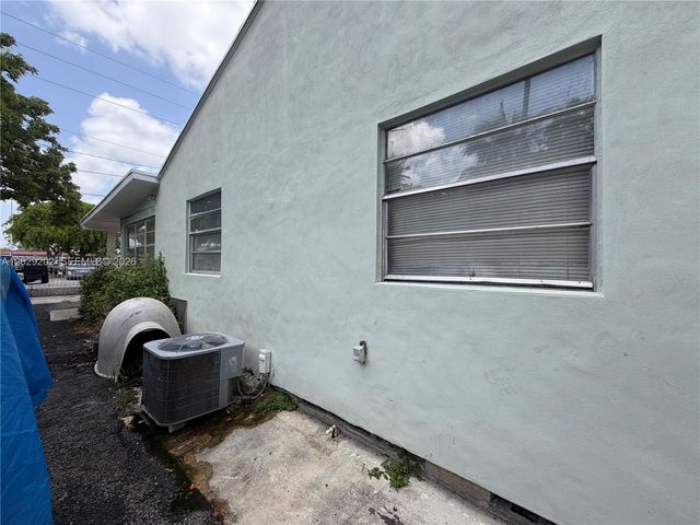3245 NW 34th Street, Miami, FL 33142