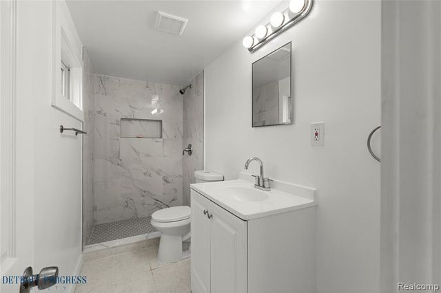 16809 Woodingham Drive, Detroit, MI 48221