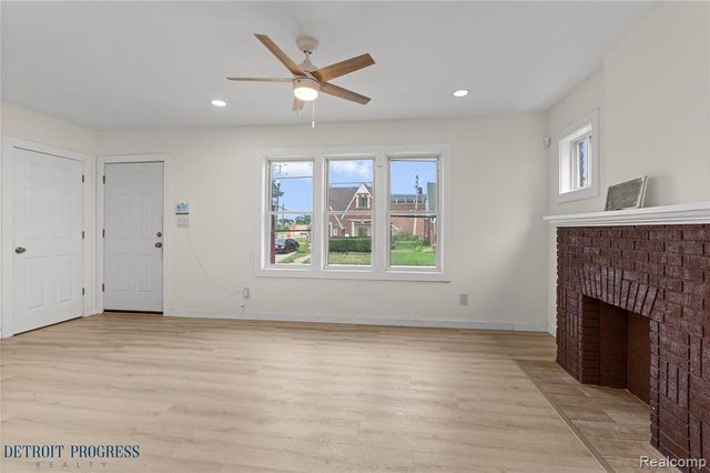 16809 Woodingham Drive, Detroit, MI 48221