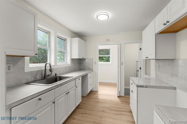 16809 Woodingham Drive, Detroit, MI 48221