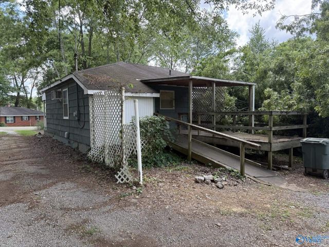 432 S South Plymouth Road NW, Huntsville, AL 35811