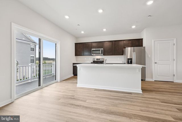 7404 CALM RETREAT BLVD, Brandywine, MD 20613