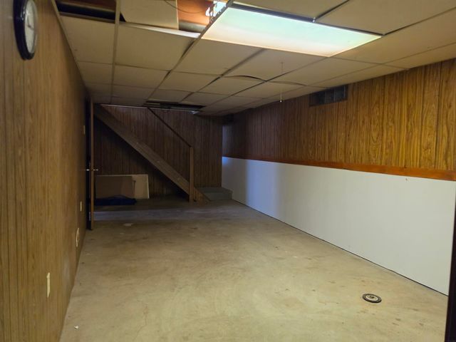 1525 Robin Road, Waterloo, IA 50701