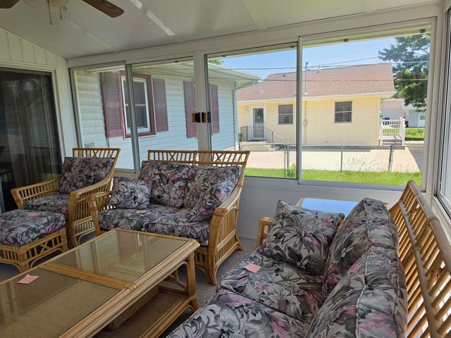 1525 Robin Road, Waterloo, IA 50701