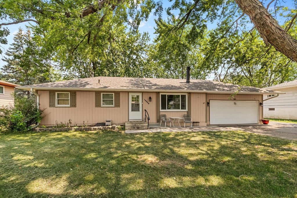 16546 Flagstaff Avenue W, Rosemount, MN 55068 — photo 2