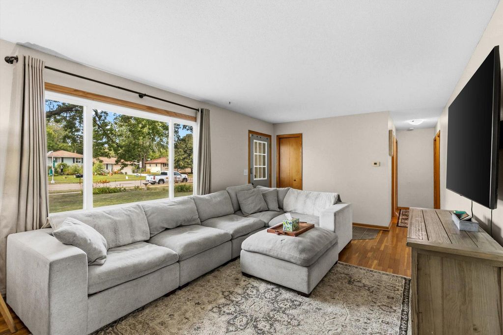16546 Flagstaff Avenue W, Rosemount, MN 55068 — photo 5