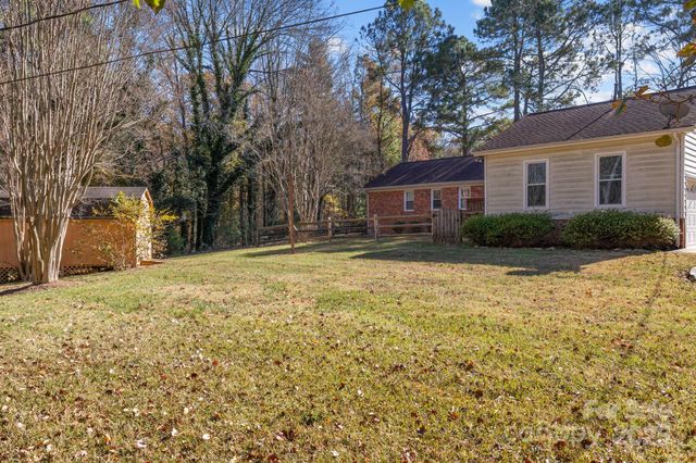 4423 Bob White Court, Charlotte, NC 28213
