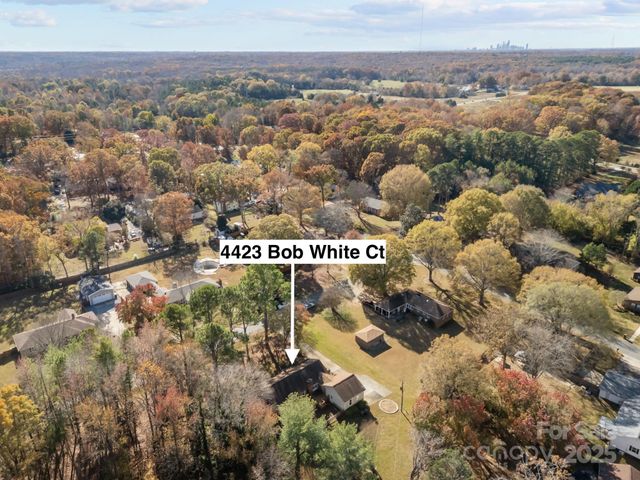 4423 Bob White Court, Charlotte, NC 28213