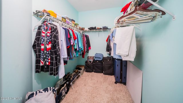 279 Ravennaside Drive NW, Calabash, NC 28467