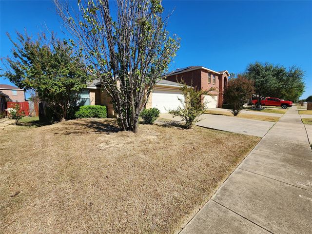 3952 Thoroughbred Trail, Fort Worth, TX 76123