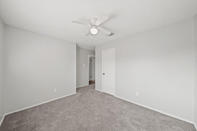 1325 Canyon Springs Drive, La Porte, TX 77571