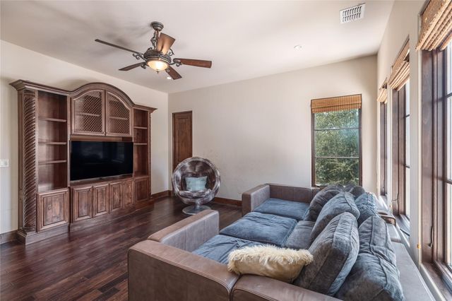 7112 Greenshores DR 3, Austin, TX 78730