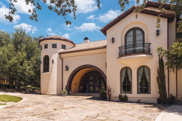 7112 Greenshores DR 3, Austin, TX 78730