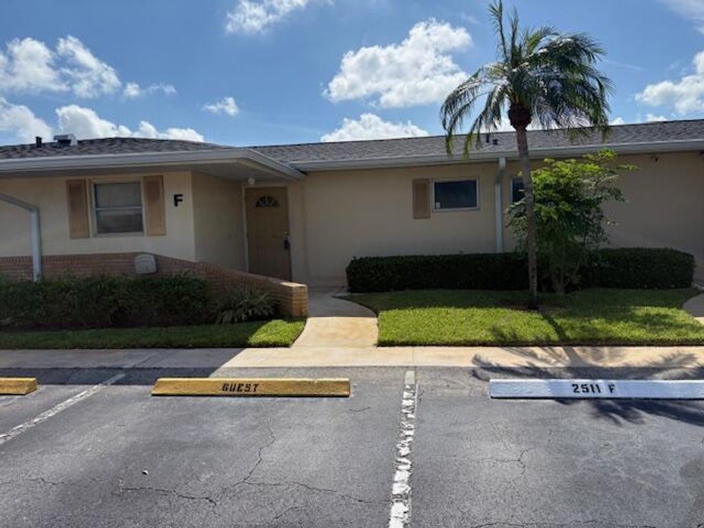 2511 W Barkley Dr Drive W F, West Palm Beach, FL 33415
