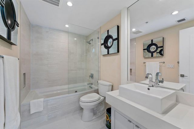 155 Ocean Avenue 502, Palm Beach Shores, FL 33404