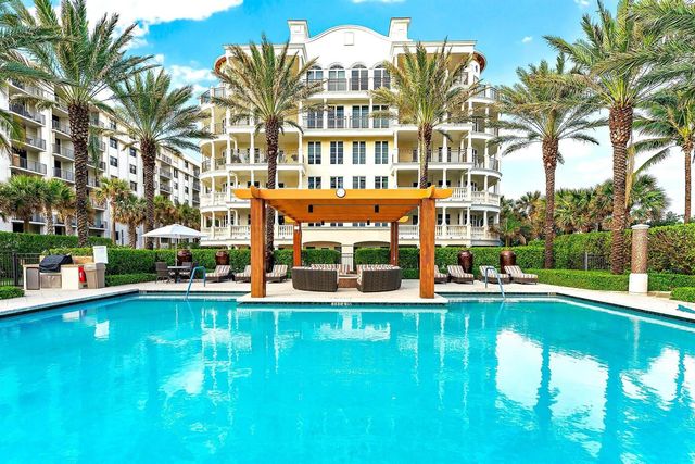 155 Ocean Avenue 502, Palm Beach Shores, FL 33404