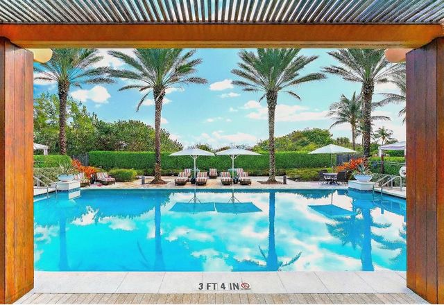 155 Ocean Avenue 502, Palm Beach Shores, FL 33404