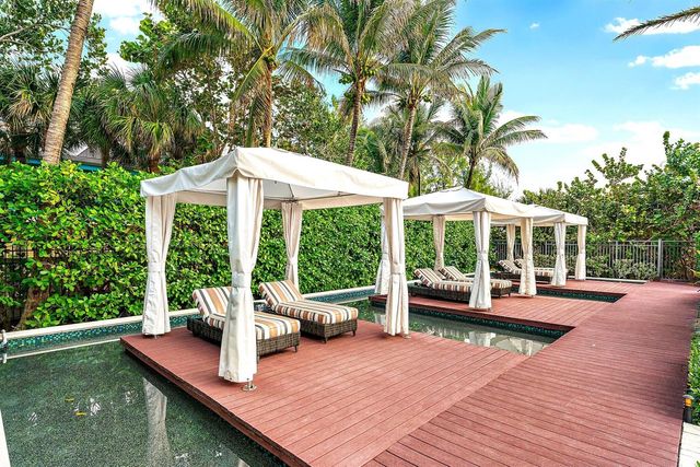 155 Ocean Avenue 502, Palm Beach Shores, FL 33404