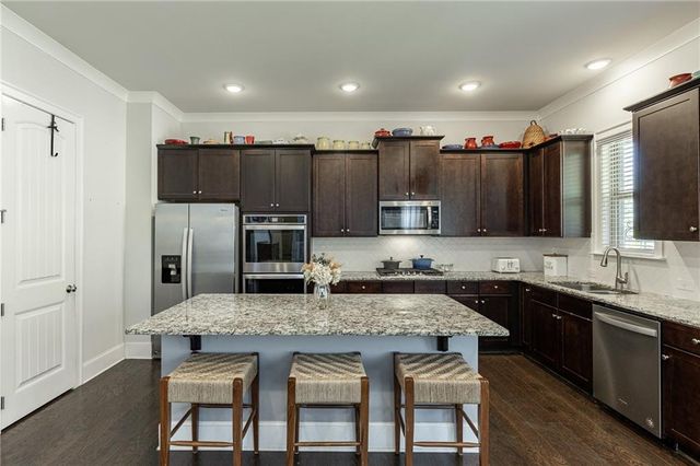 3263 Stone Point Way, Buford, GA 30519