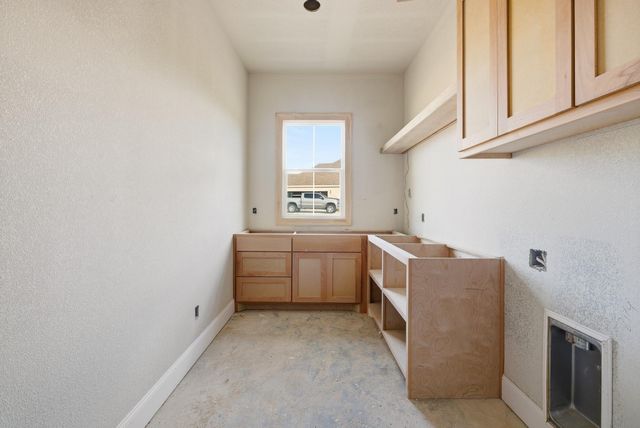 5672 Mill Water Court, Bryan, TX 77808