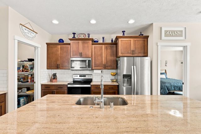 3014 S CUSTER Ln, Spokane, WA 99223