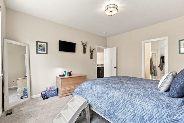 3014 S CUSTER Ln, Spokane, WA 99223
