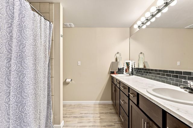 3014 S CUSTER Ln, Spokane, WA 99223