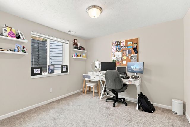 3014 S CUSTER Ln, Spokane, WA 99223