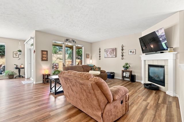 3014 S CUSTER Ln, Spokane, WA 99223