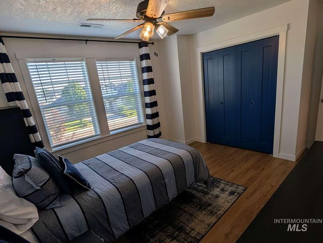 7664 E Lafayette St, Nampa, ID 83687