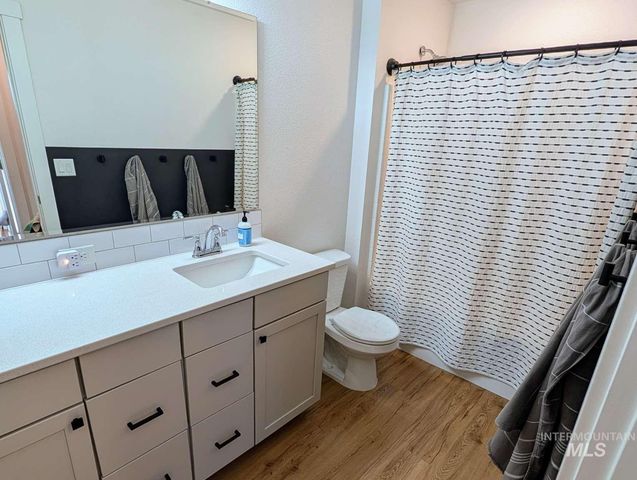 7664 E Lafayette St, Nampa, ID 83687