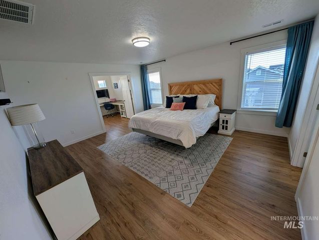 7664 E Lafayette St, Nampa, ID 83687