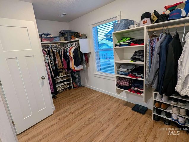 7664 E Lafayette St, Nampa, ID 83687