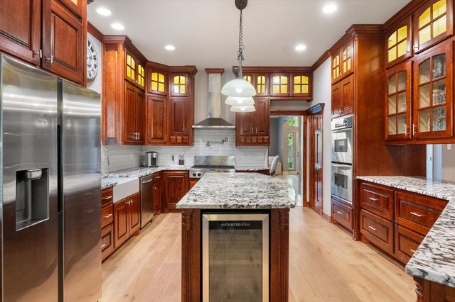 3400 Wild Oaks Court, Burleson, TX 76028