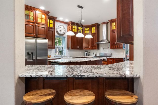 3400 Wild Oaks Court, Burleson, TX 76028