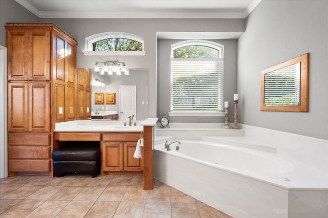3400 Wild Oaks Court, Burleson, TX 76028