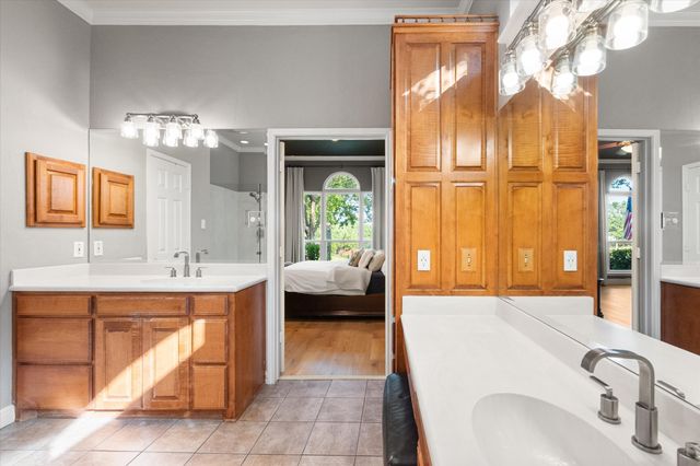 3400 Wild Oaks Court, Burleson, TX 76028