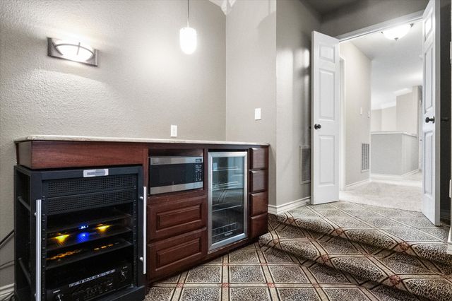 3400 Wild Oaks Court, Burleson, TX 76028